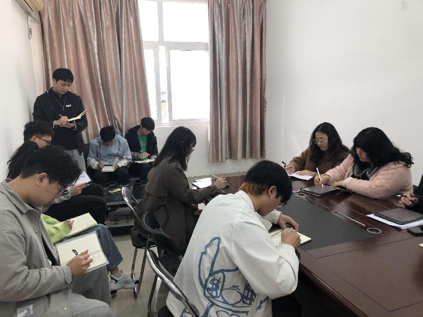 开云kaiyun登录入口召开2023年新学期三大机构负责人例会