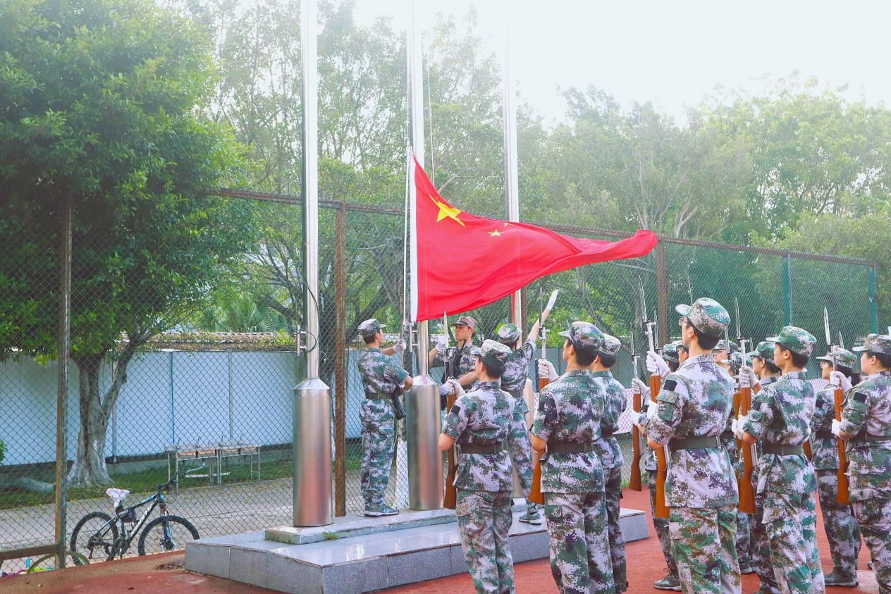 开云kaiyun登录入口举办升旗仪式