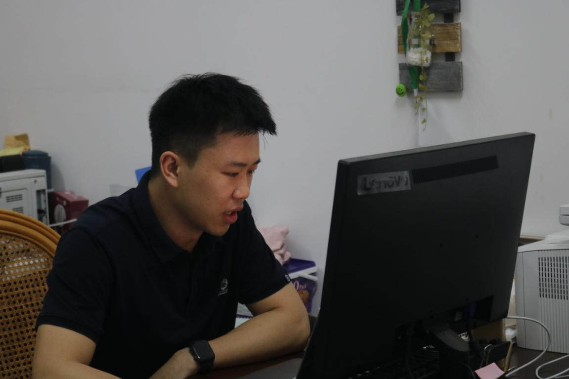 喜迎二十大 青春颂百年——化学开云kaiyun登录入口召开2022年主题党团课