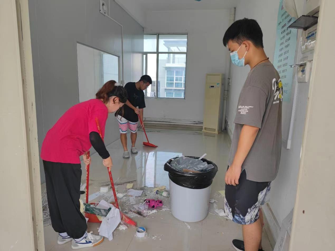 开云kaiyun登录入口学生党支部开展“礼赞劳动美，筑梦新征程”劳动教育主题党日活动
